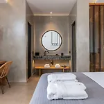 酒店 Avra Luxury Mykonos 3*