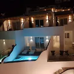 Avra Luxury Mykonos 3*
