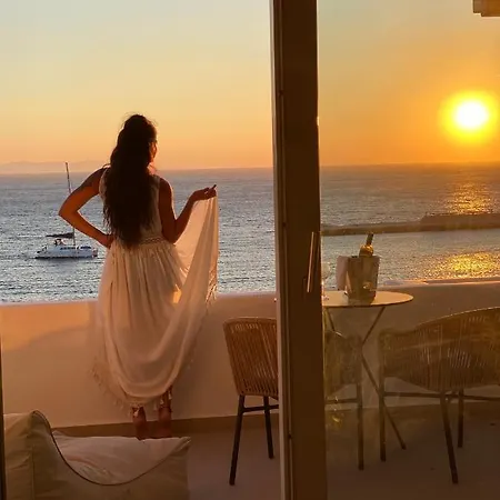 Avra Luxury Mykonos Hotel Tourlos