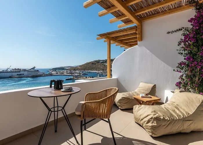 Avra Luxury Mykonos 3* 图罗斯