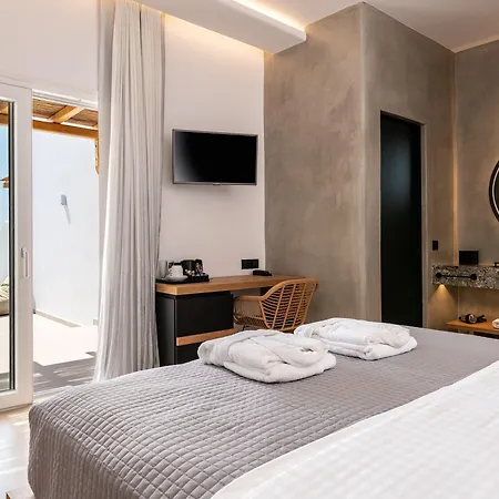 Avra Luxury Mykonos Hotel Tourlos