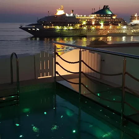 Otel Avra Luxury Mykonos Tourlos