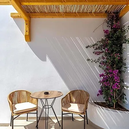 فندق Avra Luxury Mykonos 3*