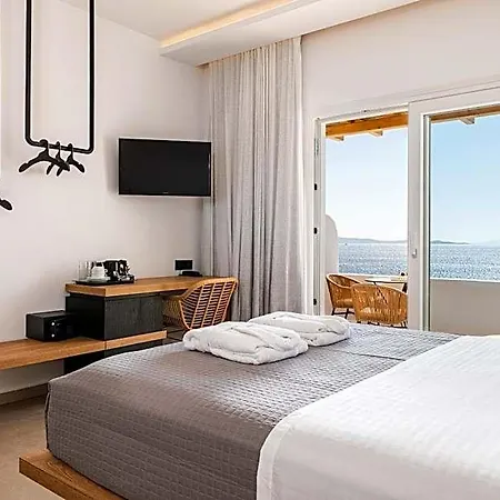 Avra Luxury Mykonos 3*