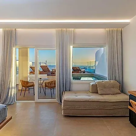 Avra Luxury Mykonos تورلوس