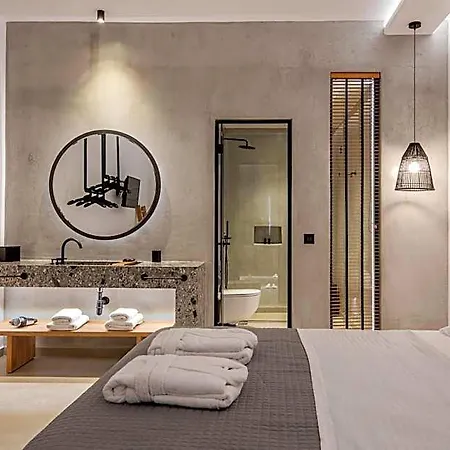 Avra Luxury Mykonos Hotel Tourlos