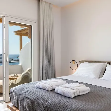 Avra Luxury Mykonos 3* Tourlos