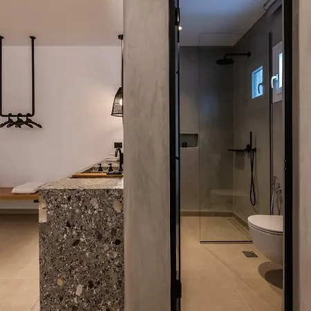Avra Luxury Mykonos Hotel Tourlos