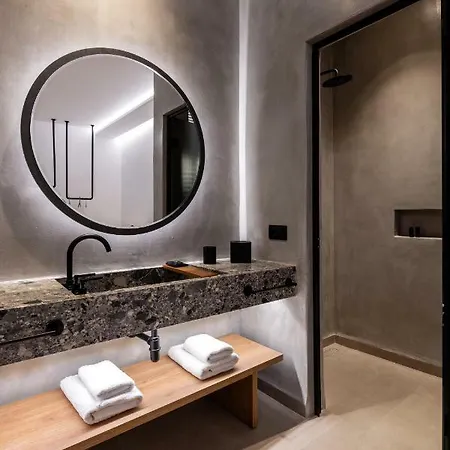 Avra Luxury Mykonos فندق تورلوس