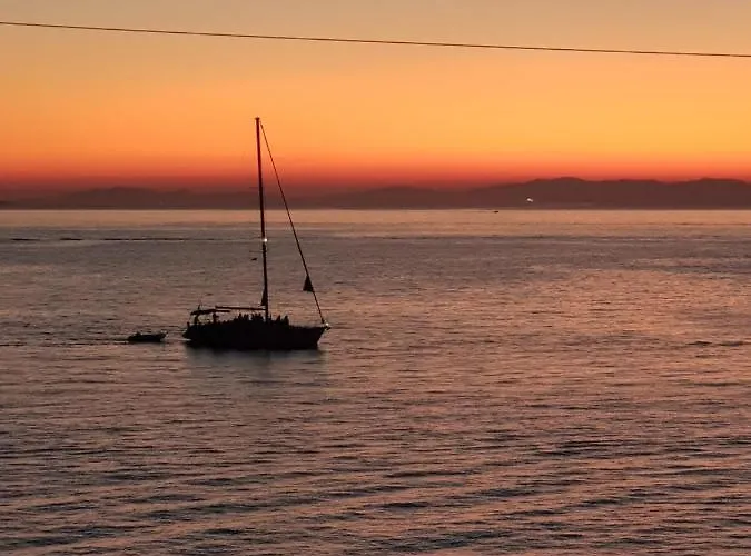 Avra Mykonos 3* Tourlos