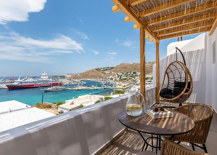 Avra Mykonos 3* Tourlos