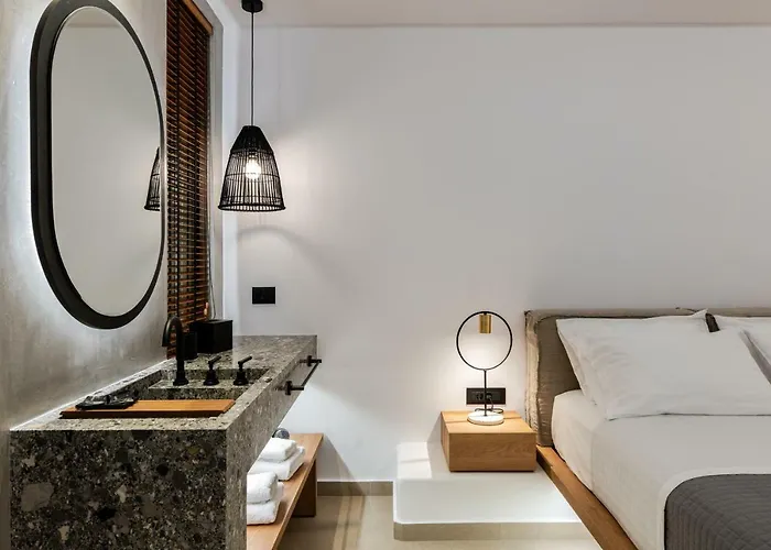 Avra Mykonos 3* Tourlos